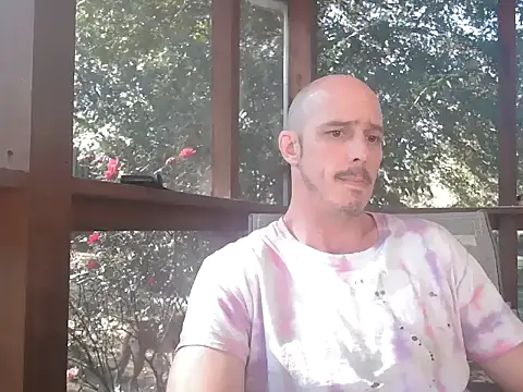 Mac ThunderCock online show from October 2025 07:00:02 PM
