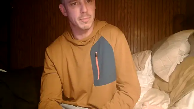 Mac ThunderCock online show from February 2026 04:56:02 AM