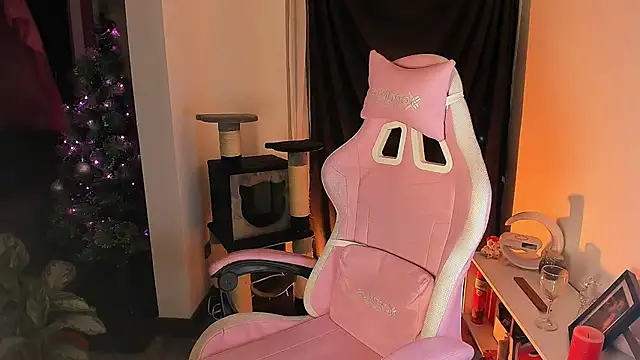 Loona s online show from November 2025 01:09:01 AM