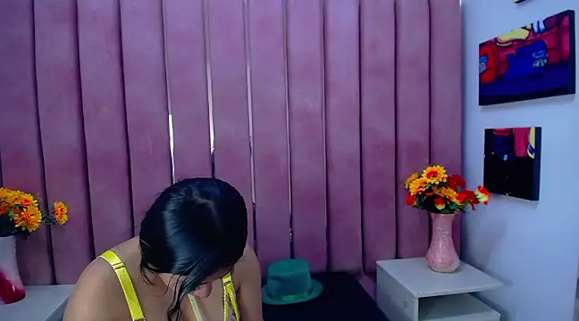 Sofia Daemon online show from March 2025 07:46:02 PM