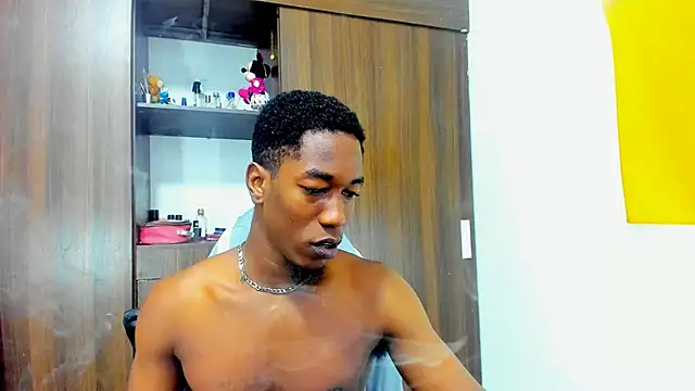 Snapshot of Dreamastercum_ chatting on September 2025 08:19:01 PM Dreamastercum online show from September 2025 08:19:01 PM
