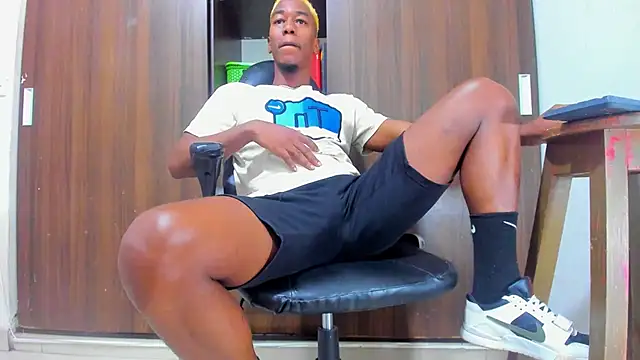 Dreamastercum  online show from May 2026 10:15:01 PM