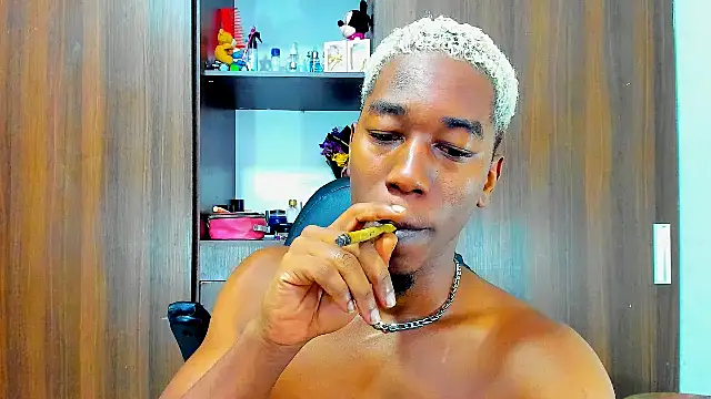 Snapshot of Dreamastercum_ chatting on October 2025 01:23:01 PM Dreamastercum online show from October 2025 01:23:01 PM