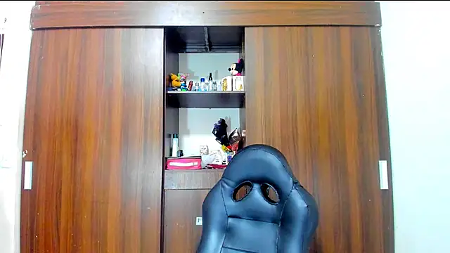 Dreamastercum  online show from November 2025 10:20:02 PM