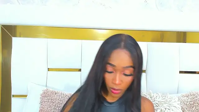 AlexiaAbbey online show from November 2025 04:08:01 PM