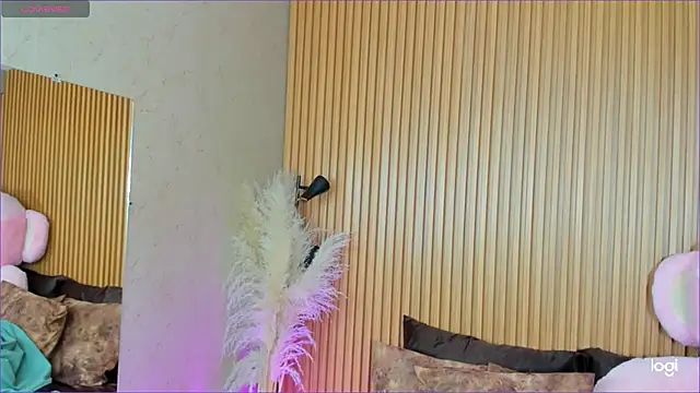 AlexiaAbbey online show from November 2025 07:14:01 PM