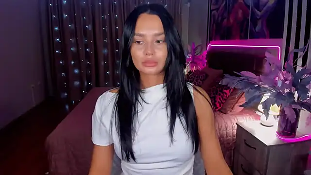 DanaSincere online show from November 2025 04:16:01 AM