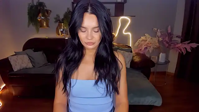 DanaSincere online show from December 2025 06:30:02 AM