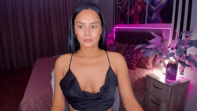 DanaSincere online show from October 2025 04:03:01 AM