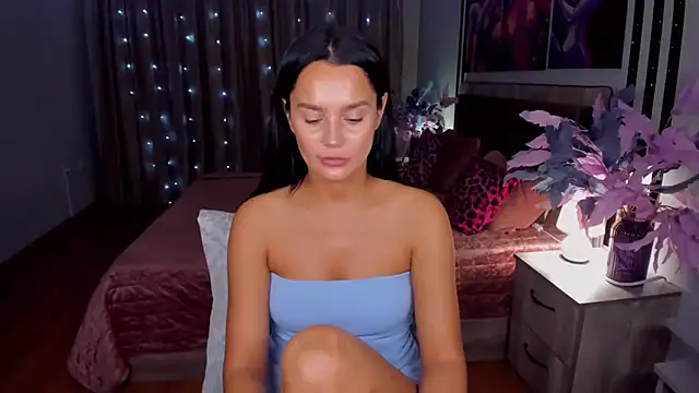 DanaSincere online show from November 2025 05:19:01 AM