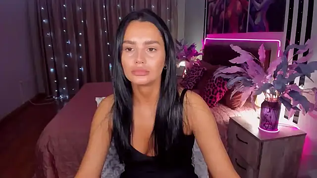 DanaSincere online show from October 2025 03:40:01 AM