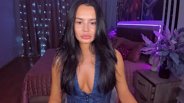 DanaSincere online show from March 2025 04:03:01 AM