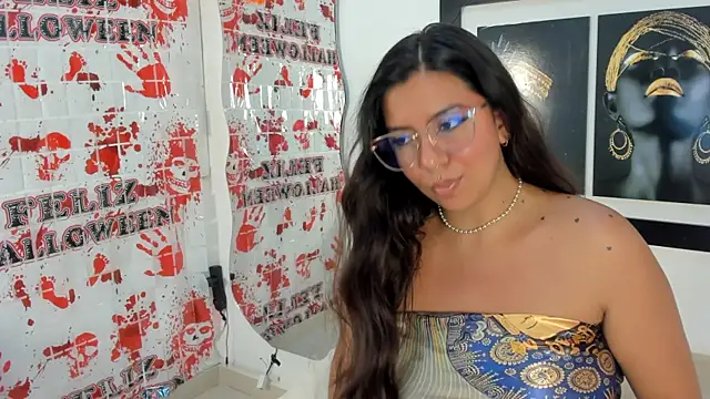 Snapshot of emilyy_cooperr chatting on November 2025 11:58:01 AM emilyy cooperr online show from November 2025 11:58:01 AM