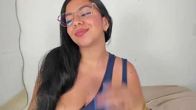 emilyy cooperr online show from December 2025 12:16:01 PM