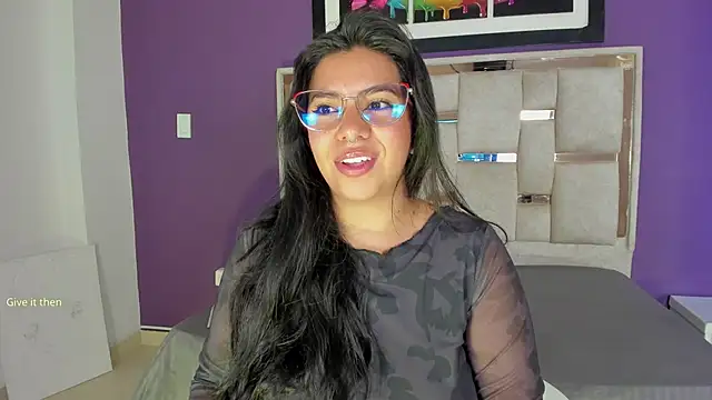 emilyy cooperr online show from February 2026 12:17:02 PM