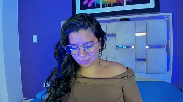 emilyy cooperr online show from February 2026 12:17:01 PM