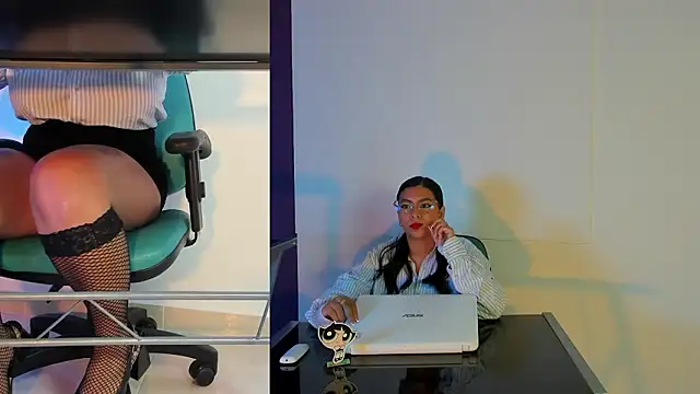 emilyy cooperr online show from February 2026 12:27:01 PM