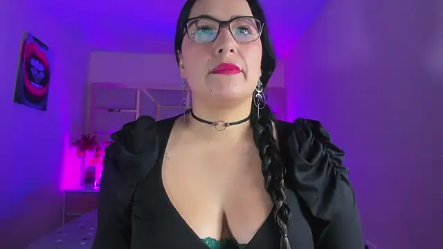 tamara rouse1 online show from November 2025 04:45:01 AM