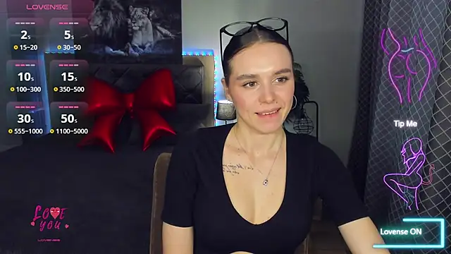 EmelyMason online show from February 2026 12:49:02 PM