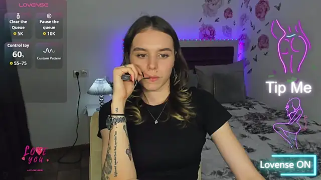 EmelyMason online show from February 2026 12:59:01 PM