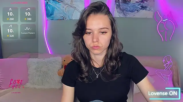 EmelyMason online show from June 2026 06:19:02 AM