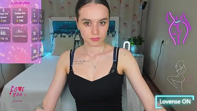 EmelyMason online show from February 2026 12:27:01 PM