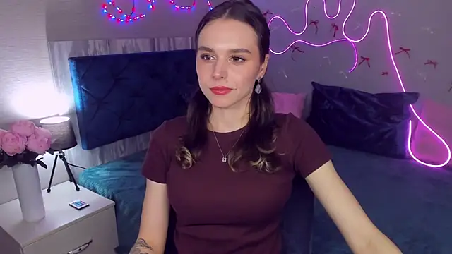 EmelyMason online show from April 2026 05:42:02 AM