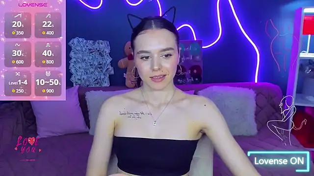 EmelyMason online show from February 2026 12:51:02 PM