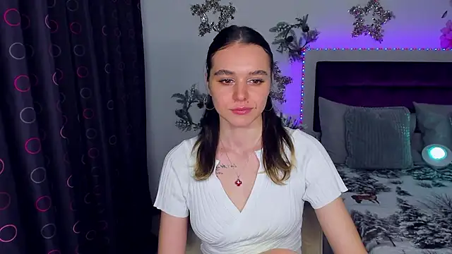 EmelyMason online show from January 2026 12:45:02 PM