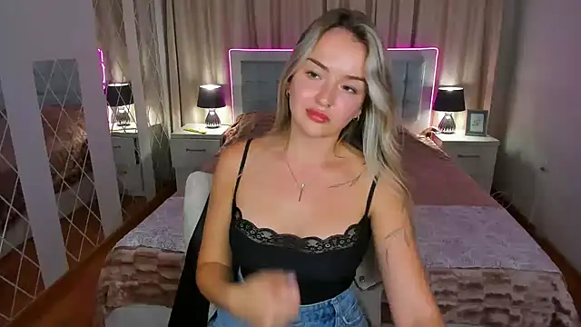 EvaGoddes online show from September 2025 02:39:02 PM