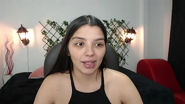 Snapshot of issa__nassar chatting on October 2025 04:41:02 PM issa nassar online show from October 2025 04:41:02 PM