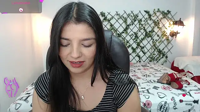 Snapshot of issa__nassar chatting on October 2025 01:37:02 PM issa nassar online show from October 2025 01:37:02 PM