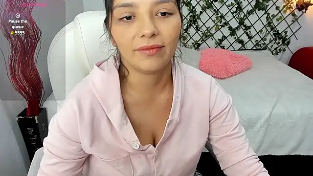 issa  nassar online show from November 2025 02:06:01 PM