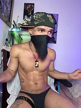 Snapshot of CRAZY-BOY99 chatting on June 2026 03:38:01 AM CRAZY-BOY99 online show from June 2026 03:38:01 AM