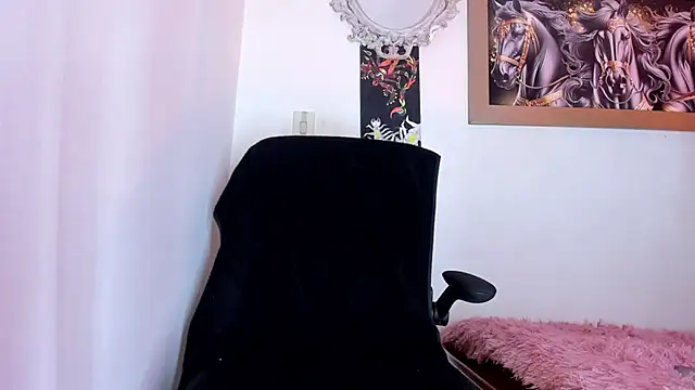 CRAZY-BOY99 online show from April 2026 11:28:02 AM