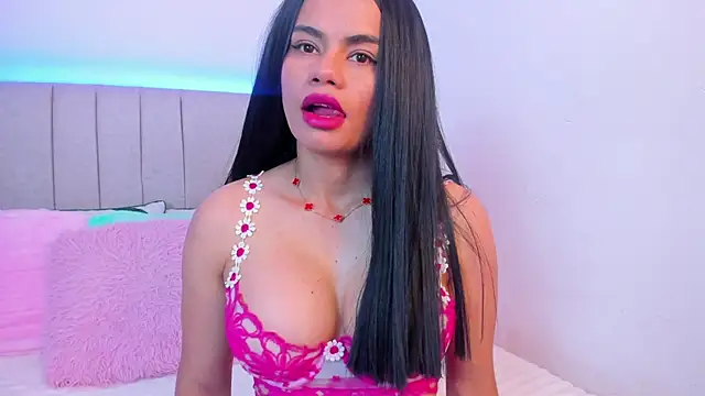 SusanSimpson16 online show from April 2026 07:48:01 PM