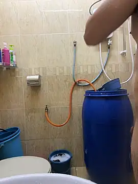 Snapshot of Lam_090123 chatting on March 2025 04:56:02 PM Lam 090123 online show from March 2025 04:56:02 PM