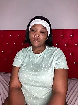 Snapshot of Beyoncex05 chatting on November 2025 09:03:02 PM Beyoncex05 online show from November 2025 09:03:02 PM