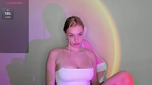 Snapshot of kitty_Cathie chatting on March 2025 08:55:02 AM kitty Cathie online show from March 2025 08:55:02 AM