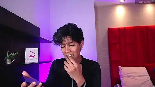 Jonas Rivers online show from March 2026 04:42:01 AM