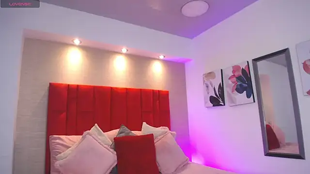 Jonas Rivers online show from April 2026 04:24:02 AM