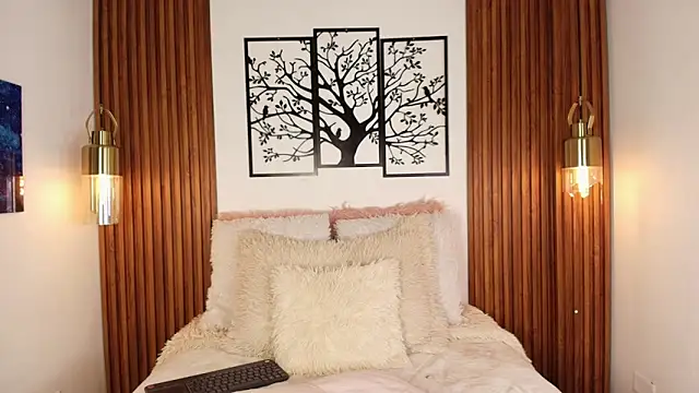 Jonas Rivers online show from February 2026 04:01:02 AM