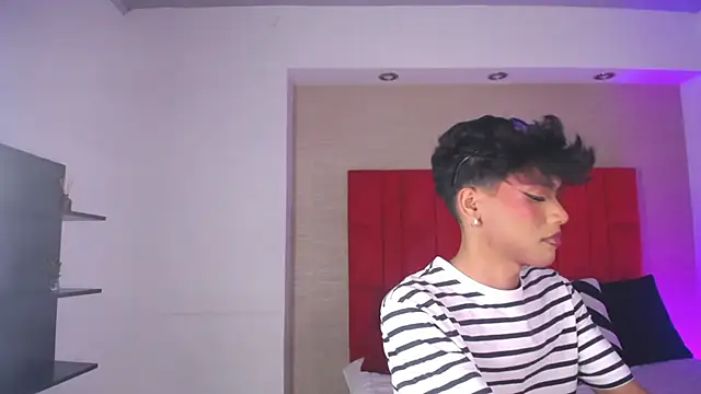 Jonas Rivers online show from April 2026 04:03:01 AM