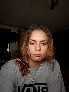 Chroniclilb online show from November 2025 04:55:01 AM