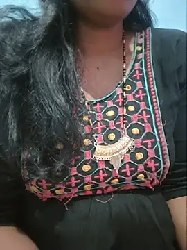 Snapshot of Sexyradha_ chatting on June 2026 04:35:02 PM Sexyradha online show from June 2026 04:35:02 PM
