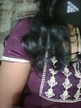 Sexyradha  online show from May 2026 03:40:01 PM