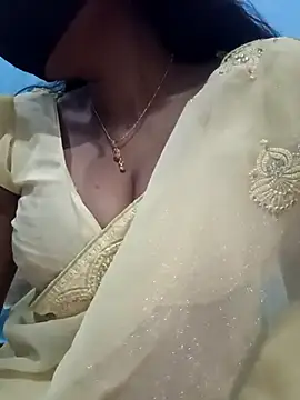 Sexyradha  online show from March 2026 04:37:01 PM