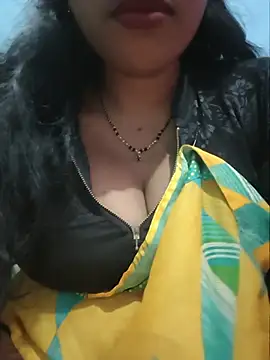 Snapshot of Sexyradha_ chatting on July 2026 04:35:01 PM Sexyradha online show from July 2026 04:35:01 PM
