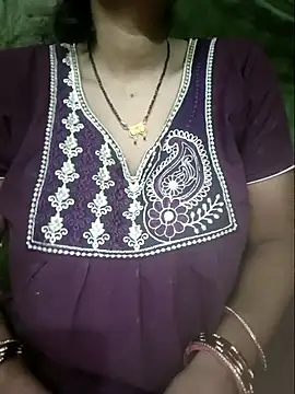 Sexyradha  online show from April 2026 10:49:02 PM