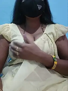 Snapshot of Sexyradha_ chatting on July 2026 05:15:02 PM Sexyradha online show from July 2026 05:15:02 PM